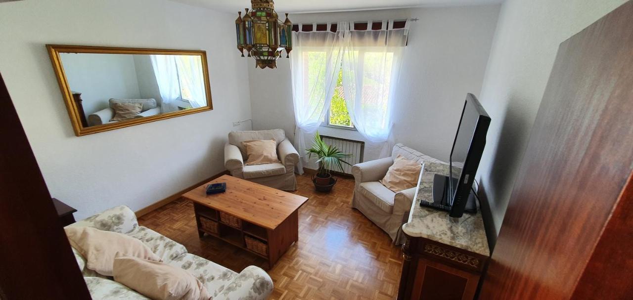 La Pescal Villa Arriondas Exteriör bild